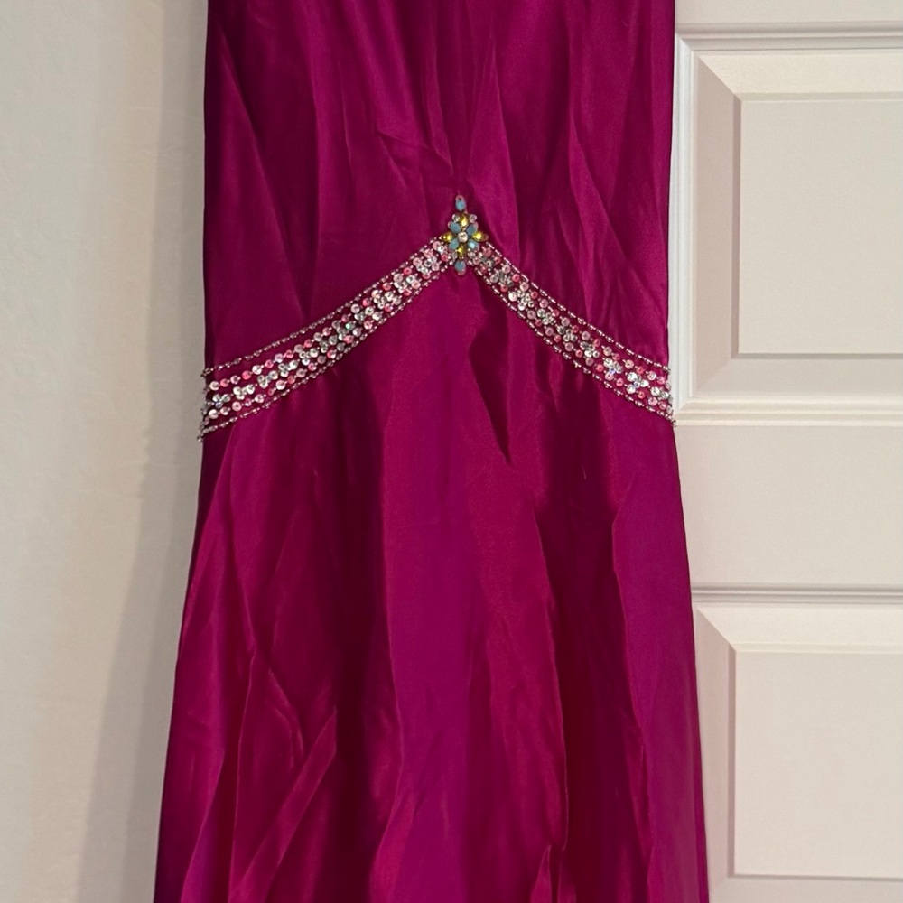 Elegant Pink formal prom Dress with Rhinestone Accents